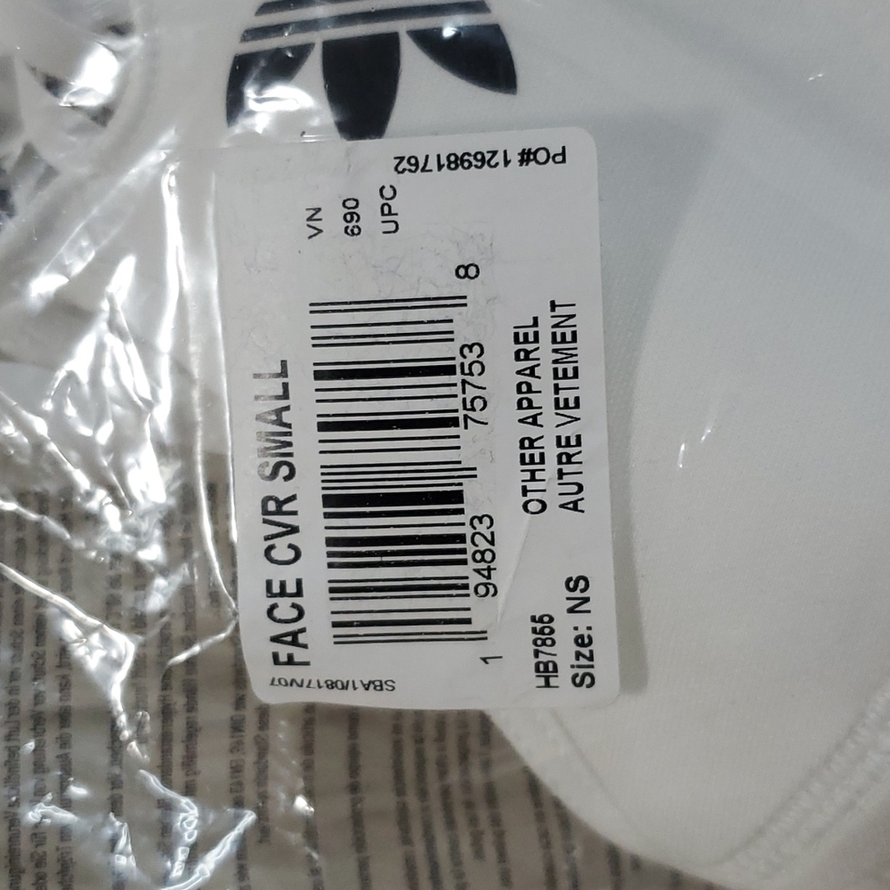 🦋5/$25 Adidas face masks - Picture 8 of 8